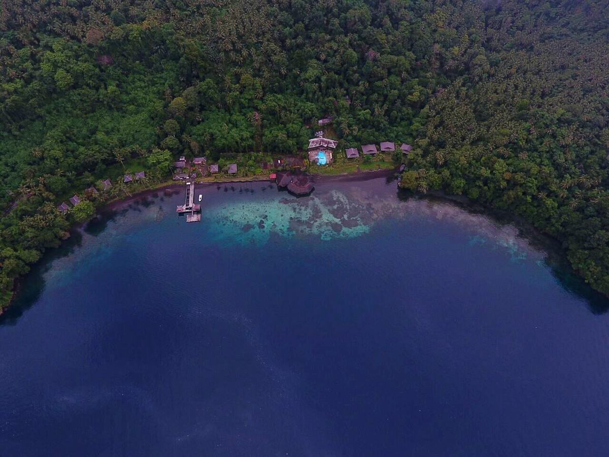 Kungkungan Bay Resort Bitung Exterior foto